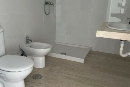 c012345887cc1259af556b1be5ded8a5 - 10