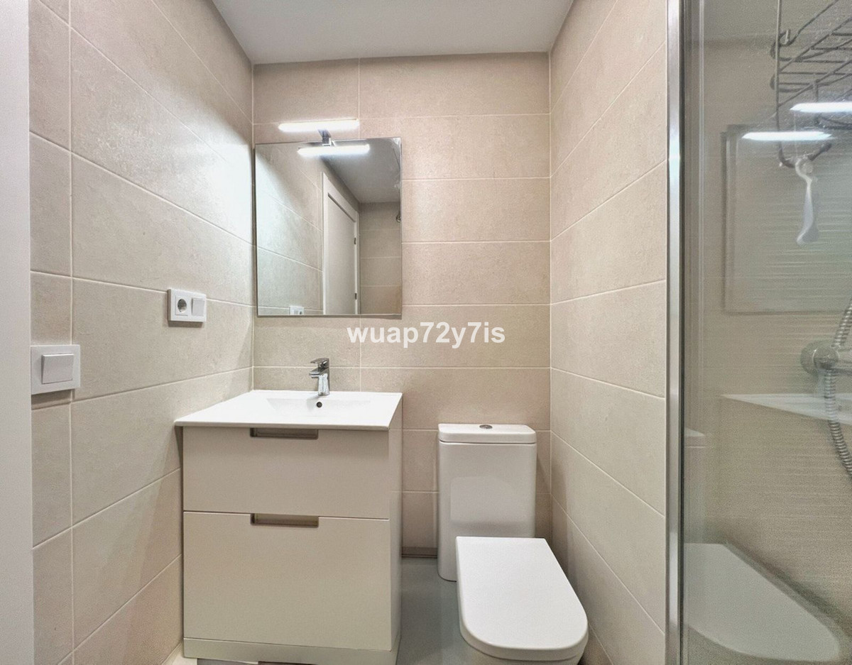 c05389438c35f1456031b0abbf38e7e6 - 17