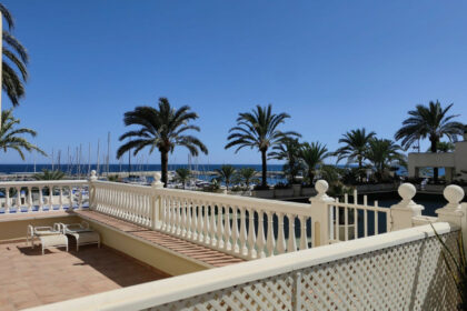 c06b2b87d7d95287140b81993f1af47d - 1