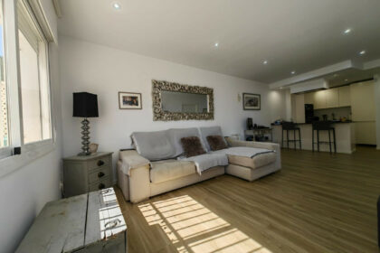 c06b2b87d7d95287140b81993f1af47d - 12