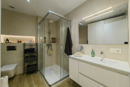 c06b2b87d7d95287140b81993f1af47d - 26