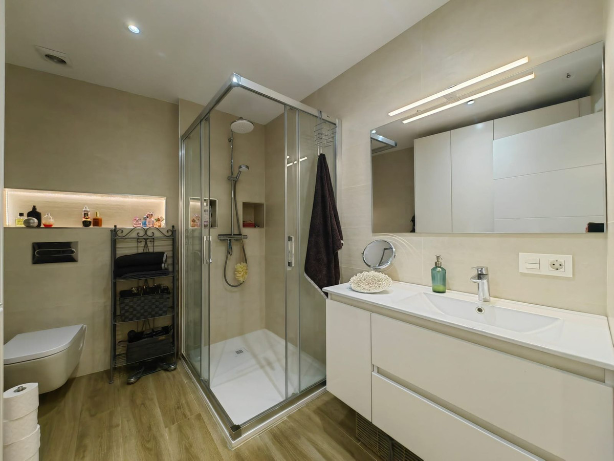 c06b2b87d7d95287140b81993f1af47d - 26