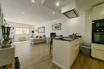 c06b2b87d7d95287140b81993f1af47d - 6