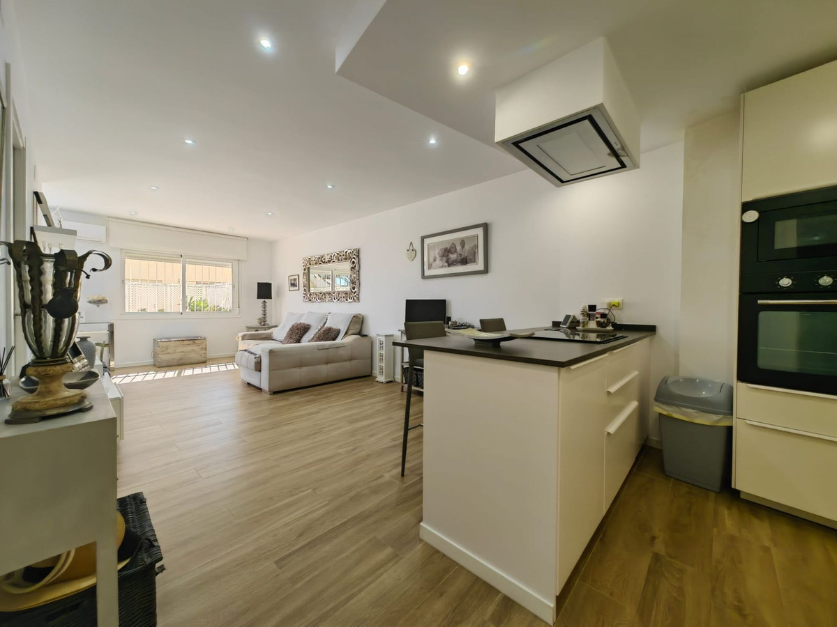 c06b2b87d7d95287140b81993f1af47d - 6