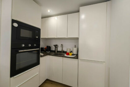 c06b2b87d7d95287140b81993f1af47d - 7