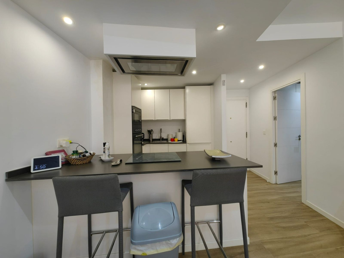 c06b2b87d7d95287140b81993f1af47d - 9