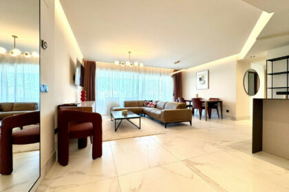 c06cd058d79490a340e1087309b90f01 - 12