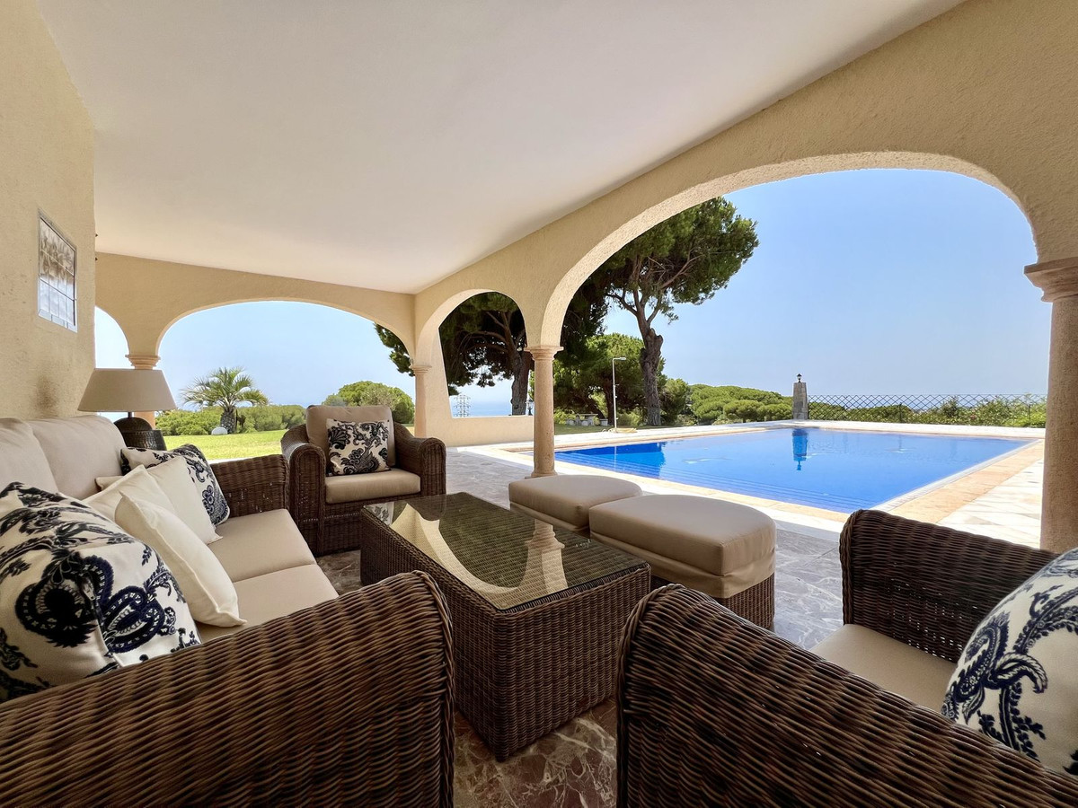 c1d5cb665195d6b2a549b7bdb23d3edc - 39