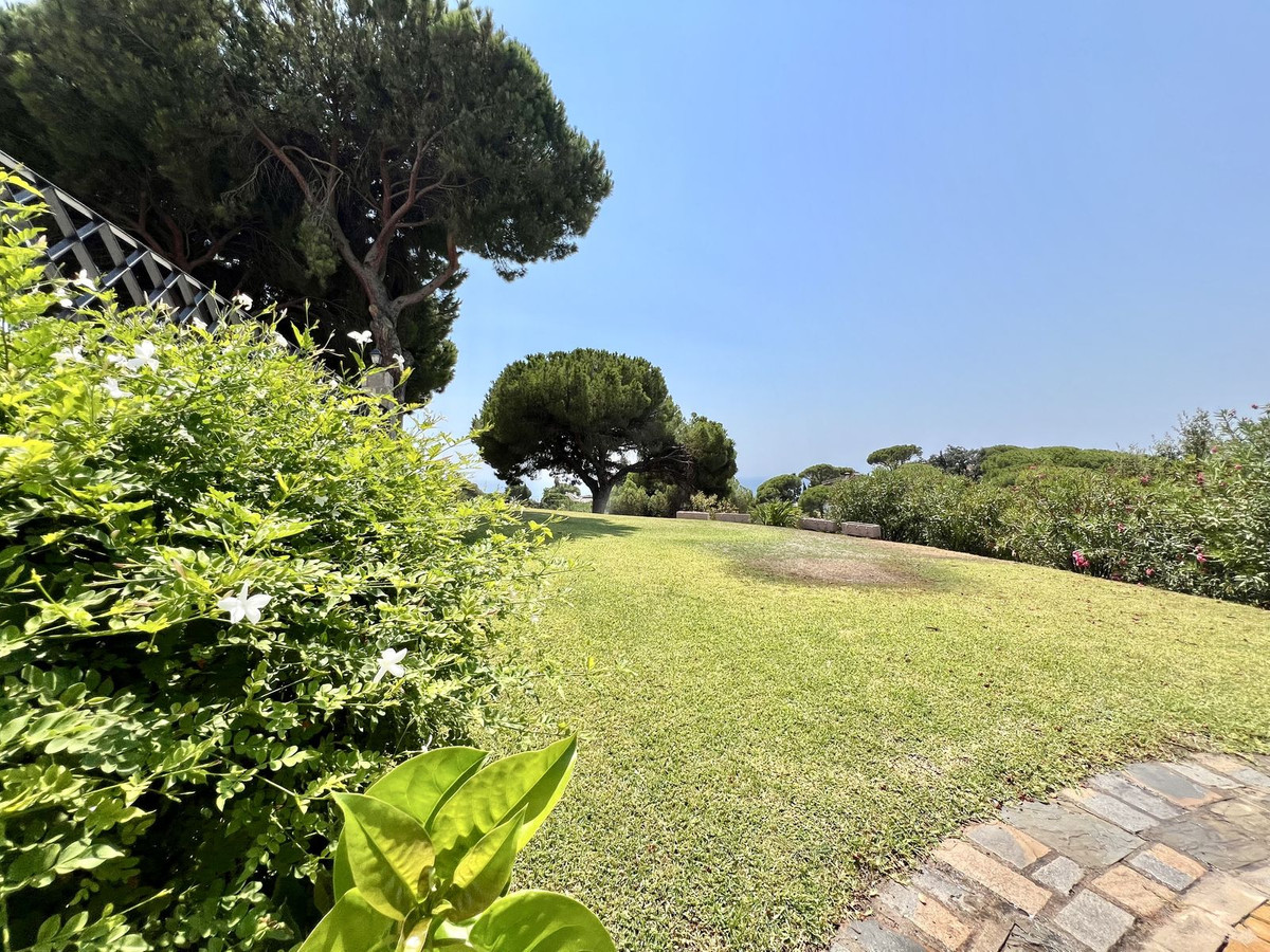 c1d5cb665195d6b2a549b7bdb23d3edc - 42