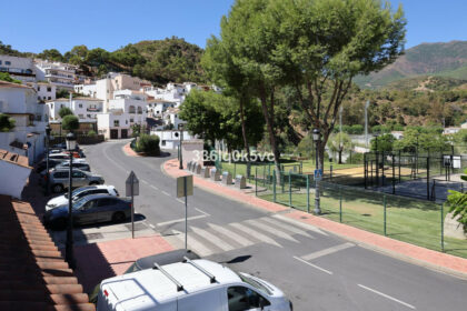 c1ef12ef9cf22a1362d0deb357a7e5b7 - 33