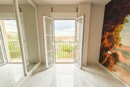 c1fc5b95be2963098b74d0a982169d71 - 13