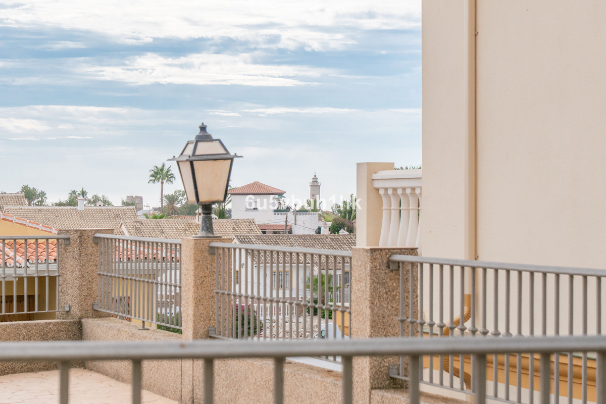 c1fc5b95be2963098b74d0a982169d71 - 26