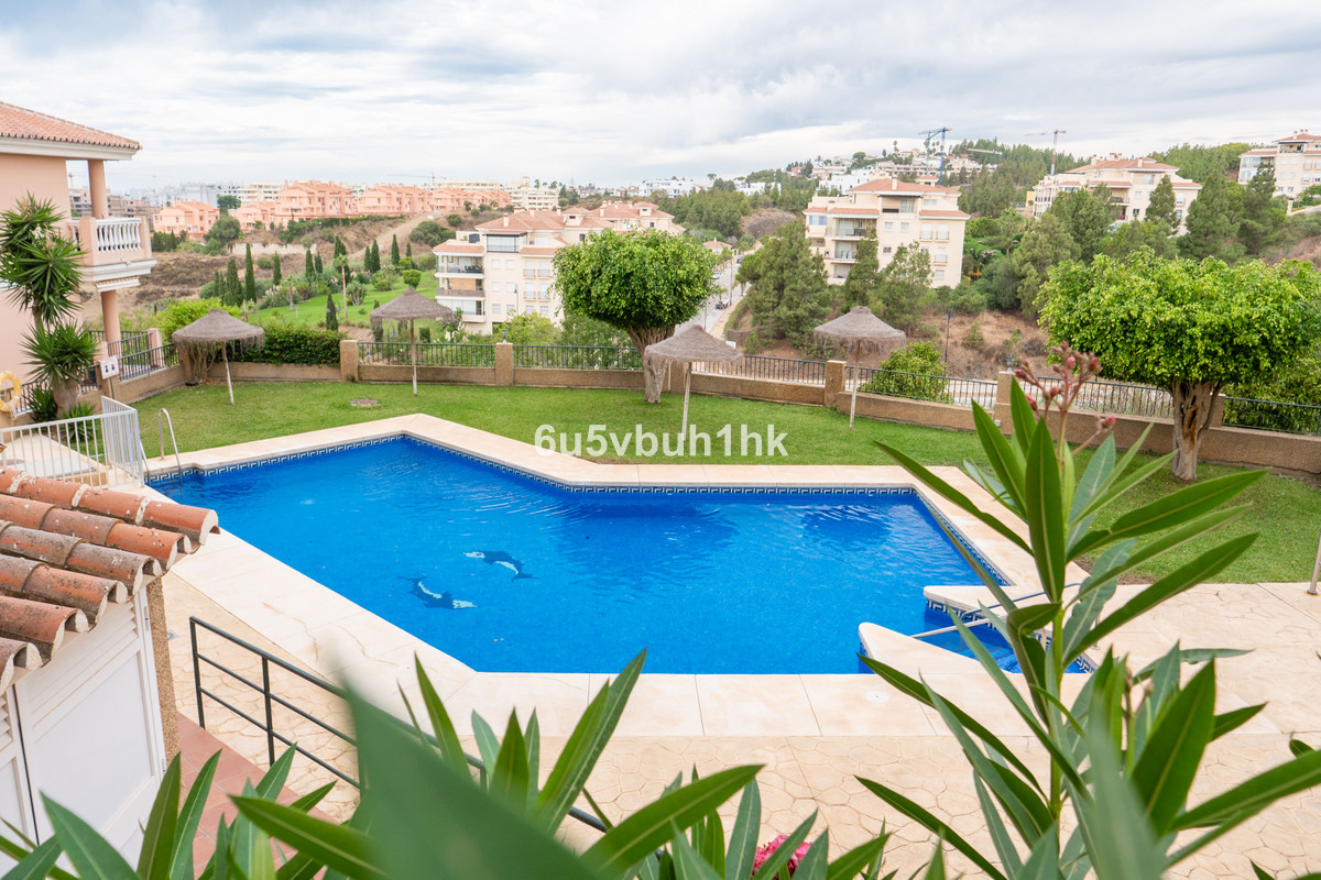 c1fc5b95be2963098b74d0a982169d71 - 27