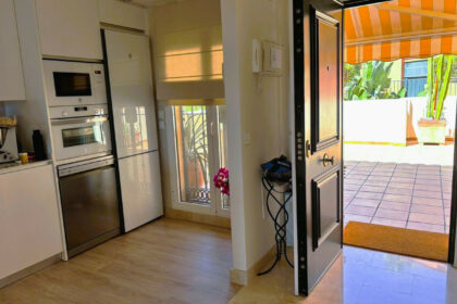 c201b9c50e3a0f7dd668d47ad2e6c206 - 11