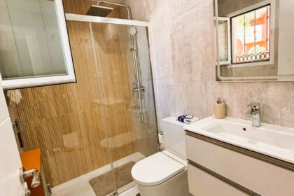 c201b9c50e3a0f7dd668d47ad2e6c206 - 17