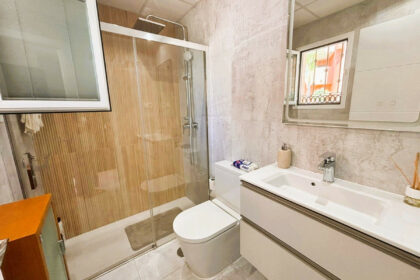 c201b9c50e3a0f7dd668d47ad2e6c206 - 19