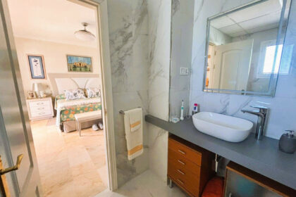 c201b9c50e3a0f7dd668d47ad2e6c206 - 28