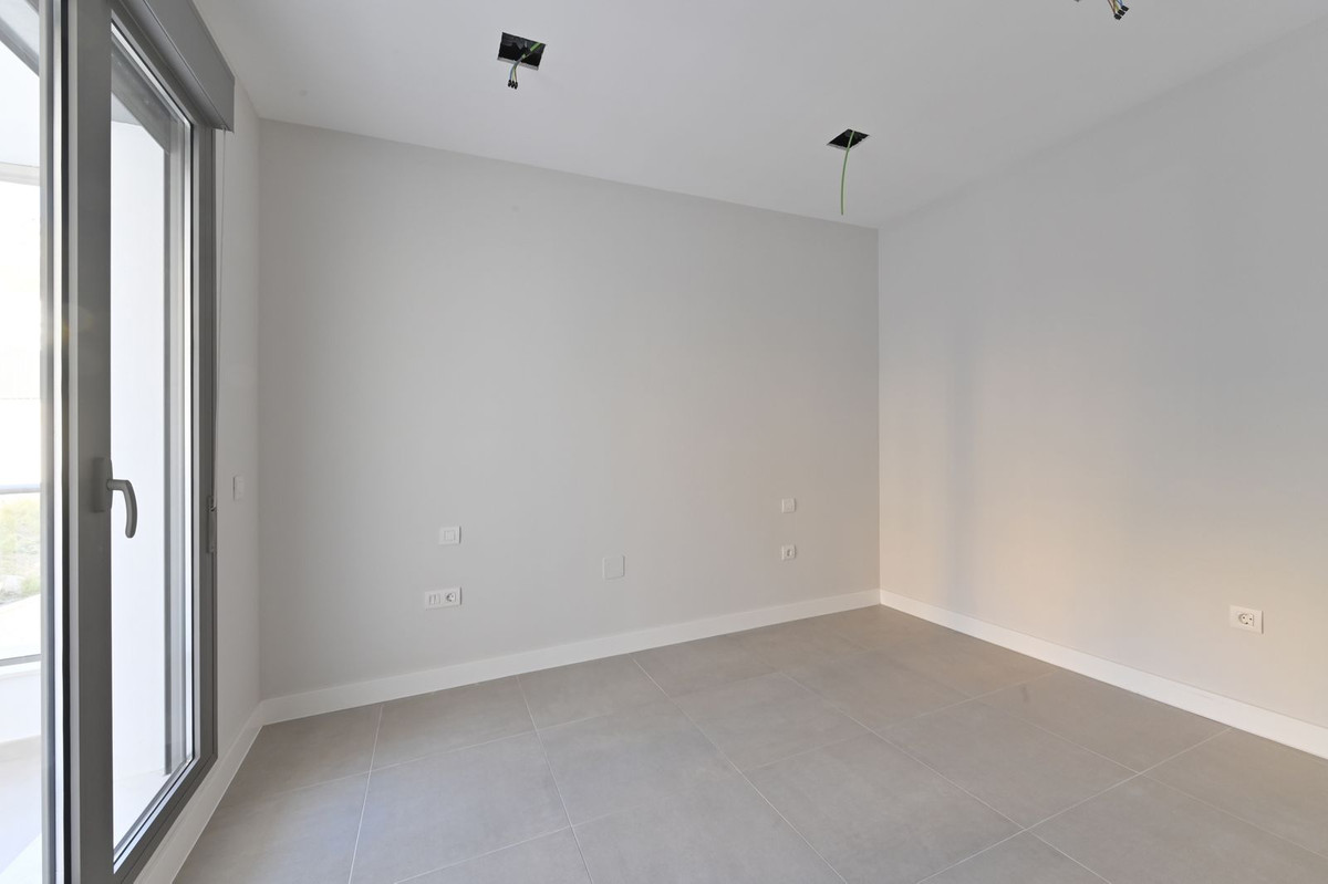 c2c64d3ab155a9b91f0143859b2099ca - 14