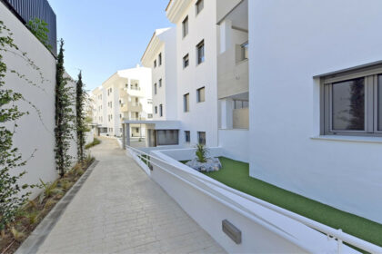 c2c64d3ab155a9b91f0143859b2099ca - 20