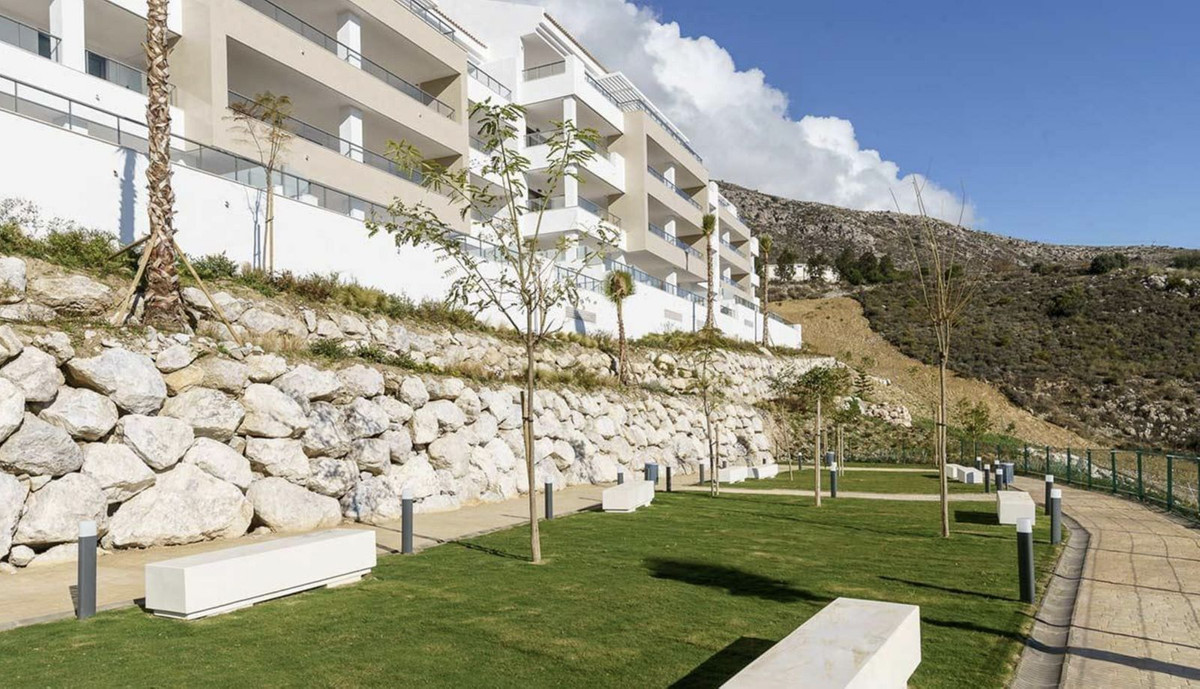 c2c64d3ab155a9b91f0143859b2099ca - 3