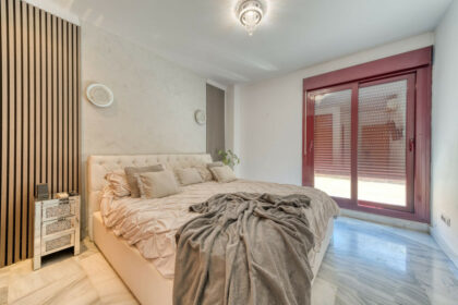 c2e016a09d130202d76ec5c74d3e3dc9 - 16