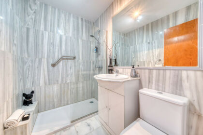 c2e016a09d130202d76ec5c74d3e3dc9 - 24