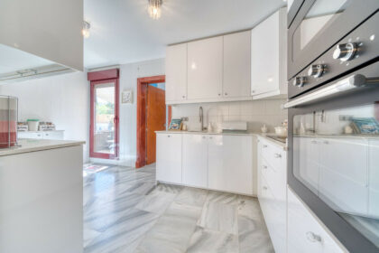 c2e016a09d130202d76ec5c74d3e3dc9 - 28