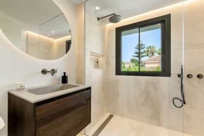 c3d6287af2478cf10d2155cbb59fa499 - 10