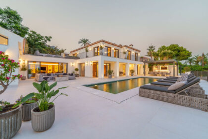 c3d6287af2478cf10d2155cbb59fa499 - 71