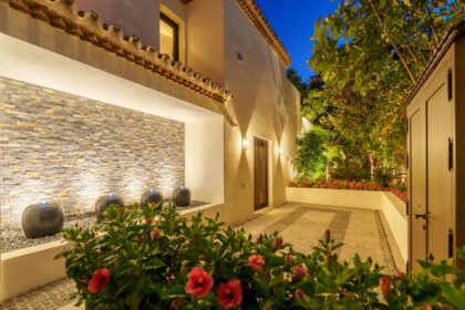 c3d6287af2478cf10d2155cbb59fa499 - 79