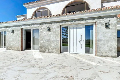 c3f06d423b6459e1f8ba0feb6cec10bc - 11