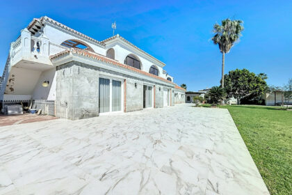 c3f06d423b6459e1f8ba0feb6cec10bc - 3