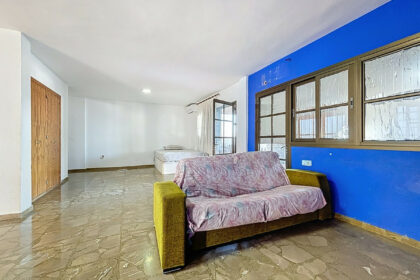 c3f06d423b6459e1f8ba0feb6cec10bc - 44