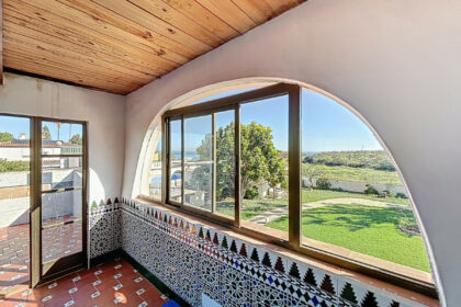 c3f06d423b6459e1f8ba0feb6cec10bc - 46