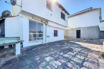 c3f06d423b6459e1f8ba0feb6cec10bc - 9