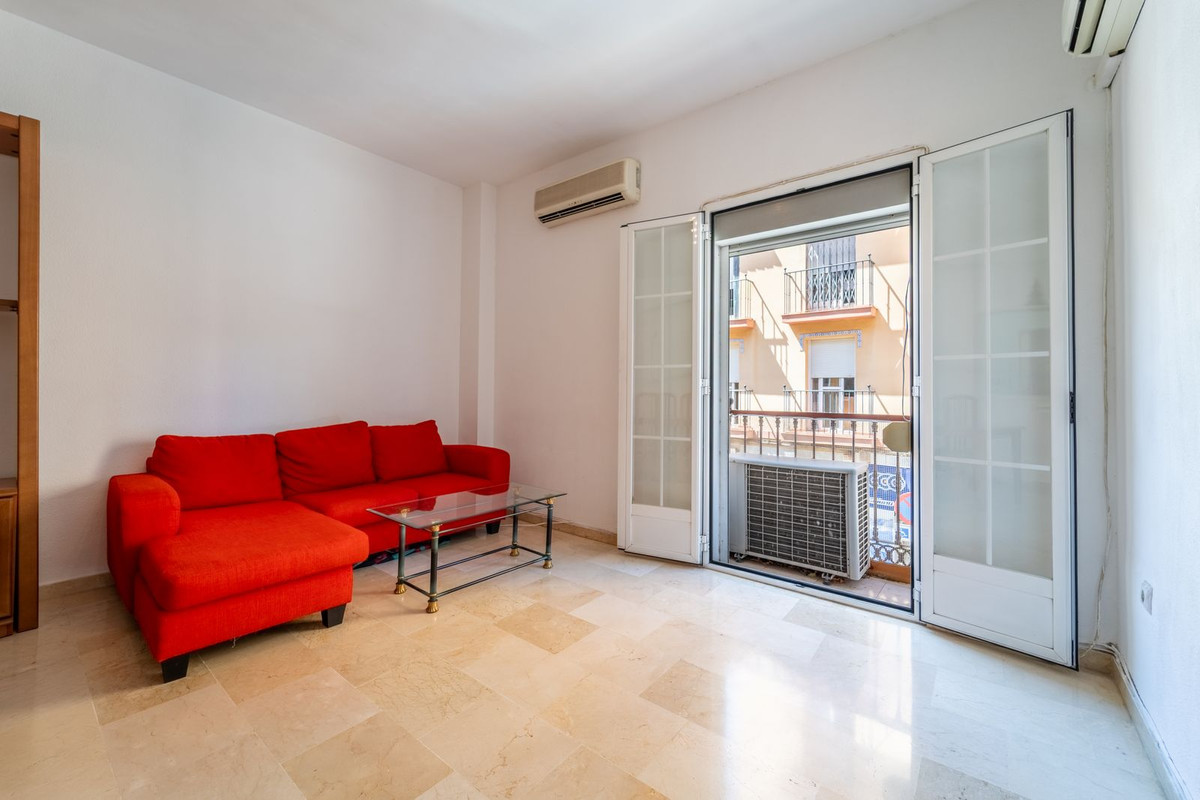 c52e41cc42158ce72feb64091f53d7e9 - 1