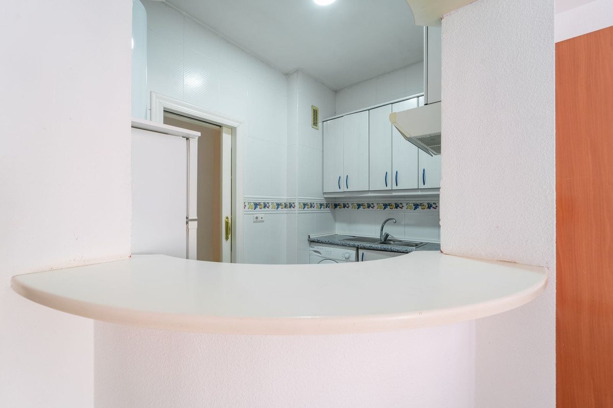 c52e41cc42158ce72feb64091f53d7e9 - 10