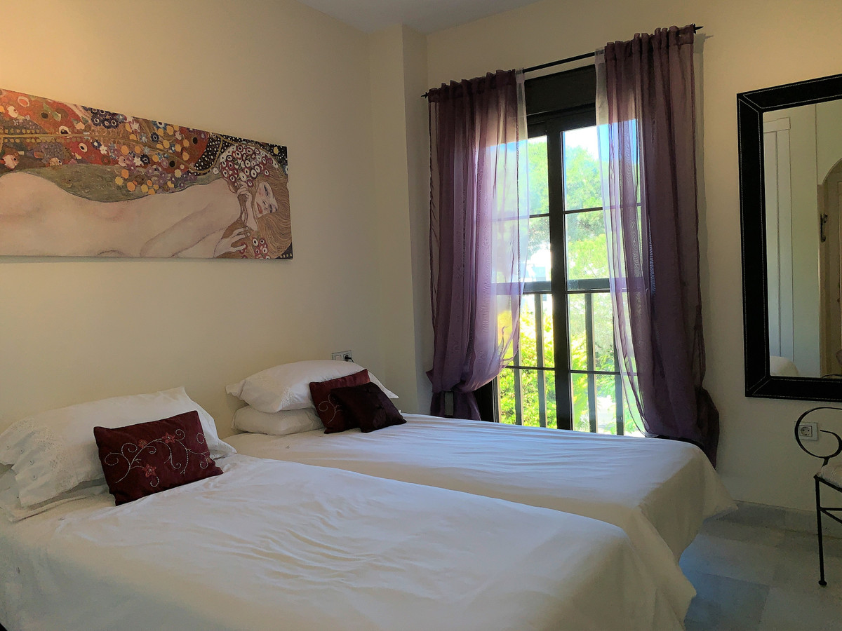 c63b4489fb48a9b119877f7fbf09b8ac - 6