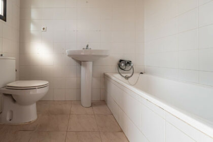 c65d47fb405766f235f2ff6115b72806 - 31