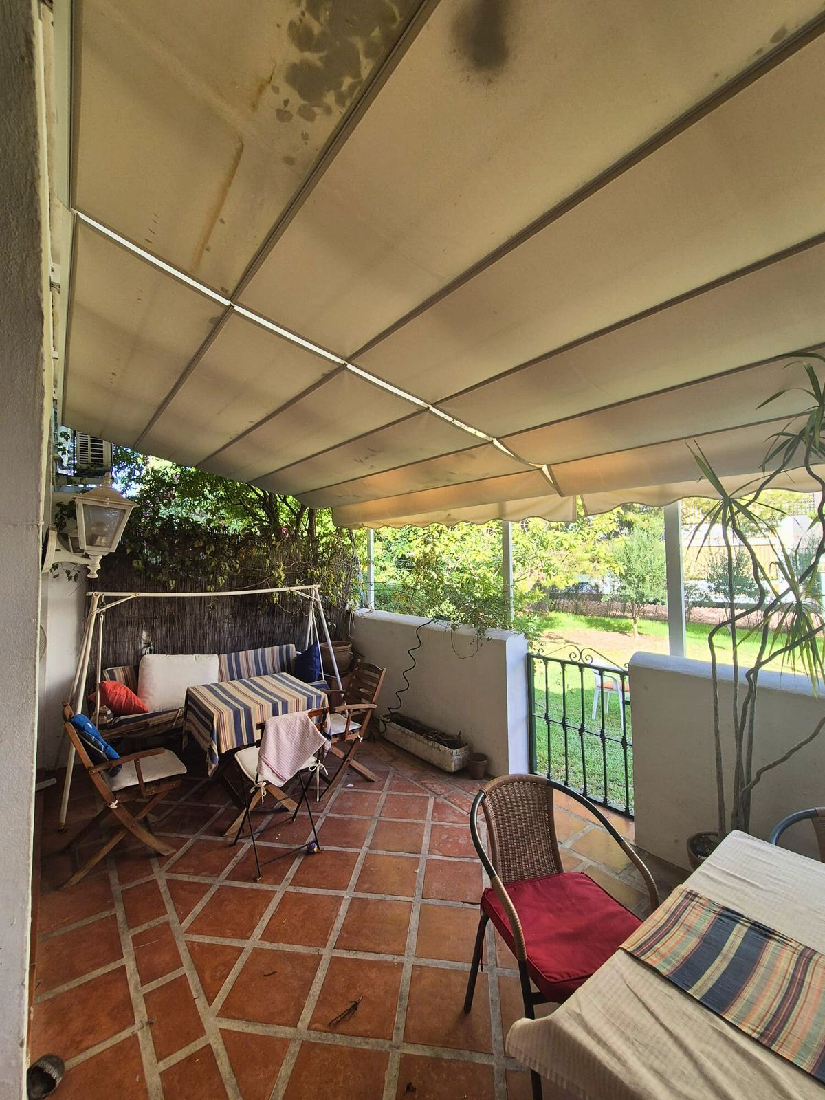 c72ff1fd795f205aea0e7a2435c39203 - 17