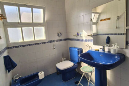 c72ff1fd795f205aea0e7a2435c39203 - 20