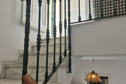 c72ff1fd795f205aea0e7a2435c39203 - 29