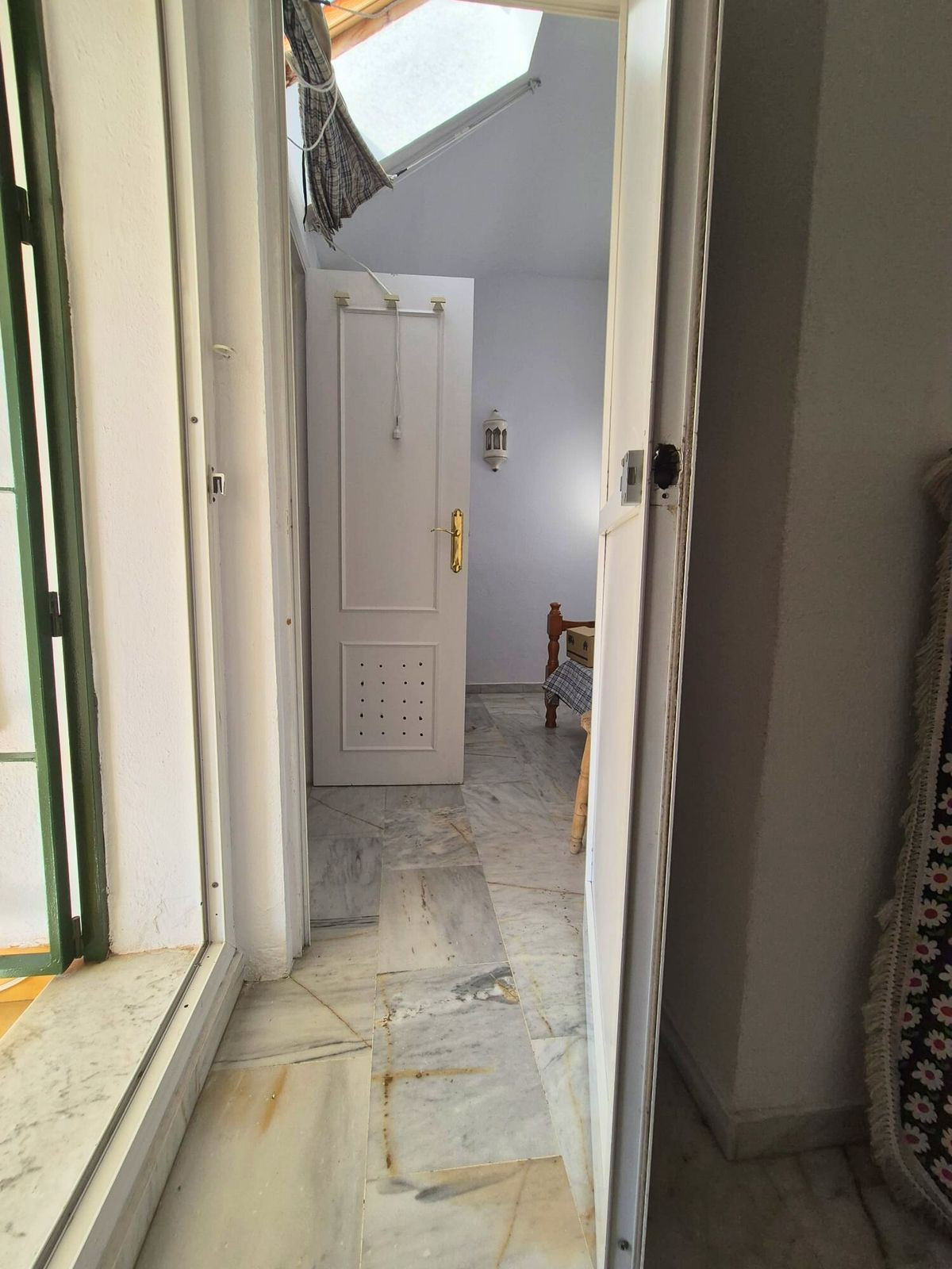 c72ff1fd795f205aea0e7a2435c39203 - 36