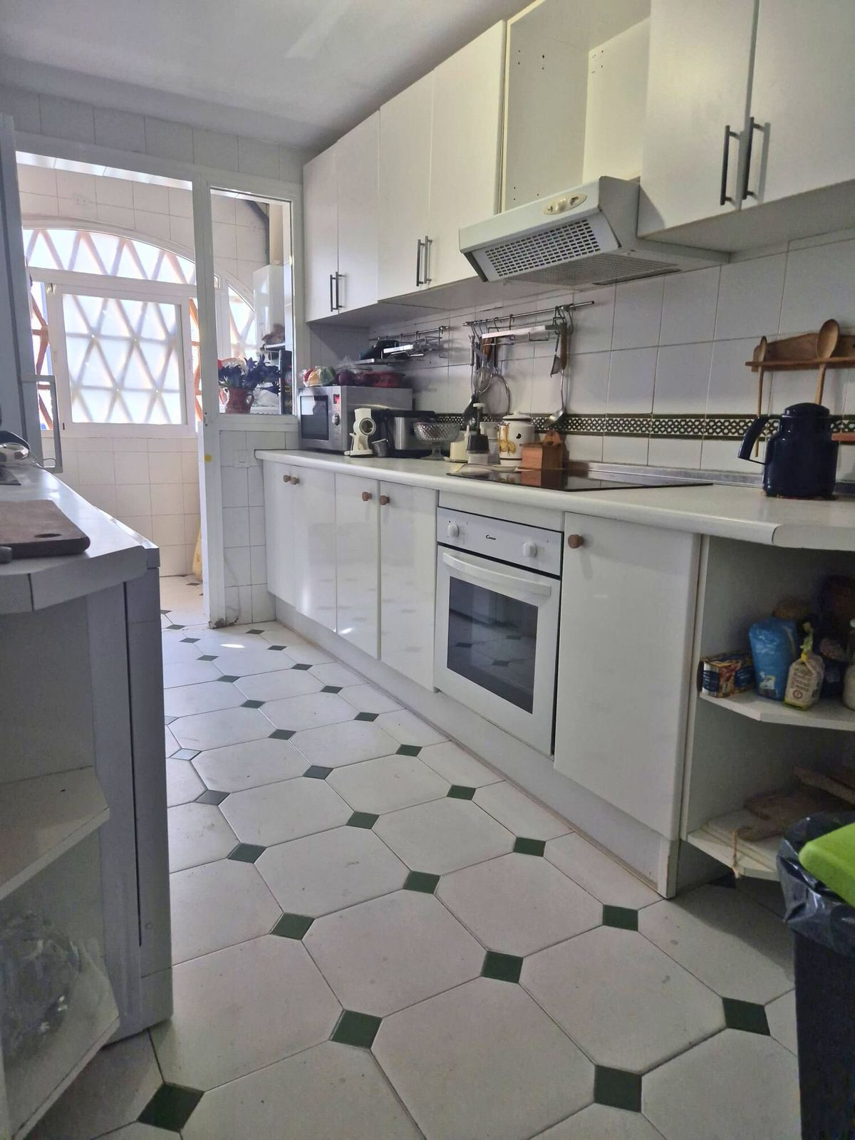 c72ff1fd795f205aea0e7a2435c39203 - 4