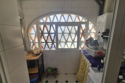 c72ff1fd795f205aea0e7a2435c39203 - 5