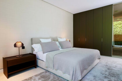 c75bf2daf01834a087faea405a8736dd - 18