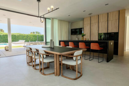 c75bf2daf01834a087faea405a8736dd - 4