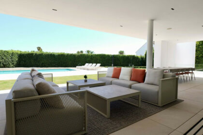 c75bf2daf01834a087faea405a8736dd - 57