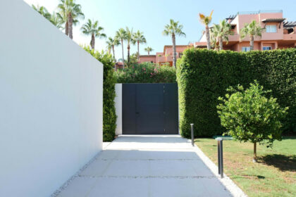 c75bf2daf01834a087faea405a8736dd - 66