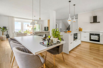 c79630de16161d9ce2680d14e500ea12 - 11